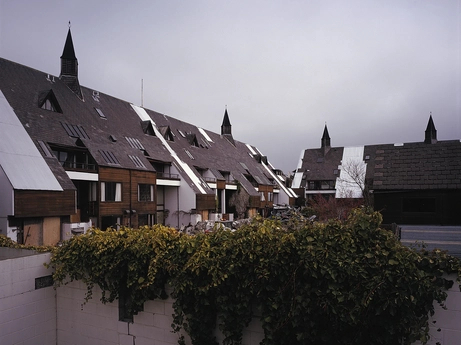 North façade, Cranmer Court, Christchurch