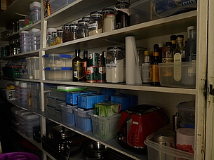 Shelves, no. 3, Kitchen