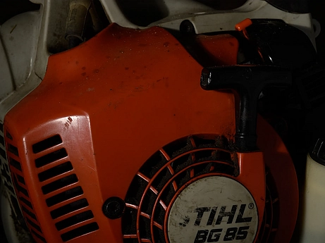 Leaf blower, Machinery