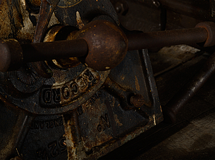 Vice, Machinery